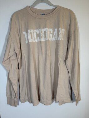 Vintage Y2K Belton Michigan Wolverines tan white distressed block logo XL tshirt